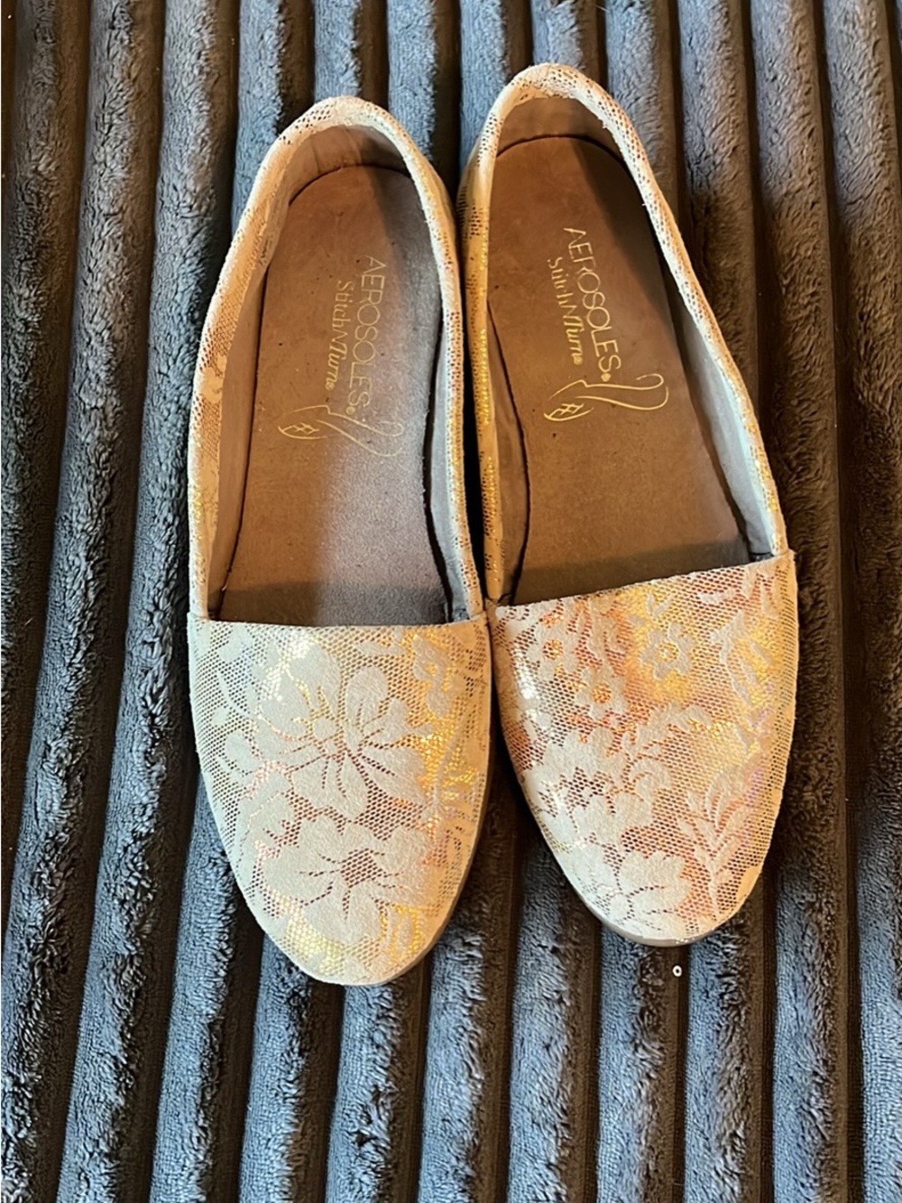AEROSOLES Ivory Floral Lace Ballet Flats with Gold Accent